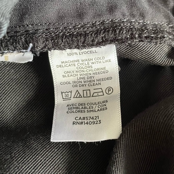 LOFT Drawstring Pocket Skirt - Black - Picture 4 of 4